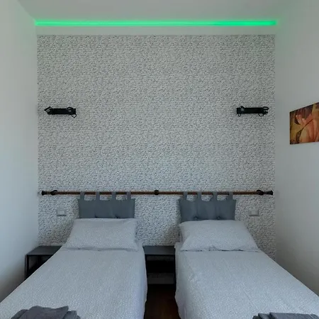 Lejlighed Como Holiday Home *